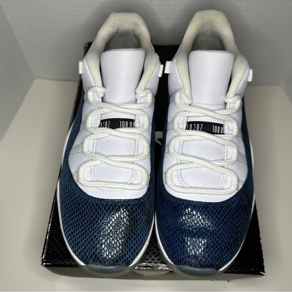 Jordan 11 Retro Low LE Navy Snakeskin Size 10.5M Pre-loved - Picture 7 of 7